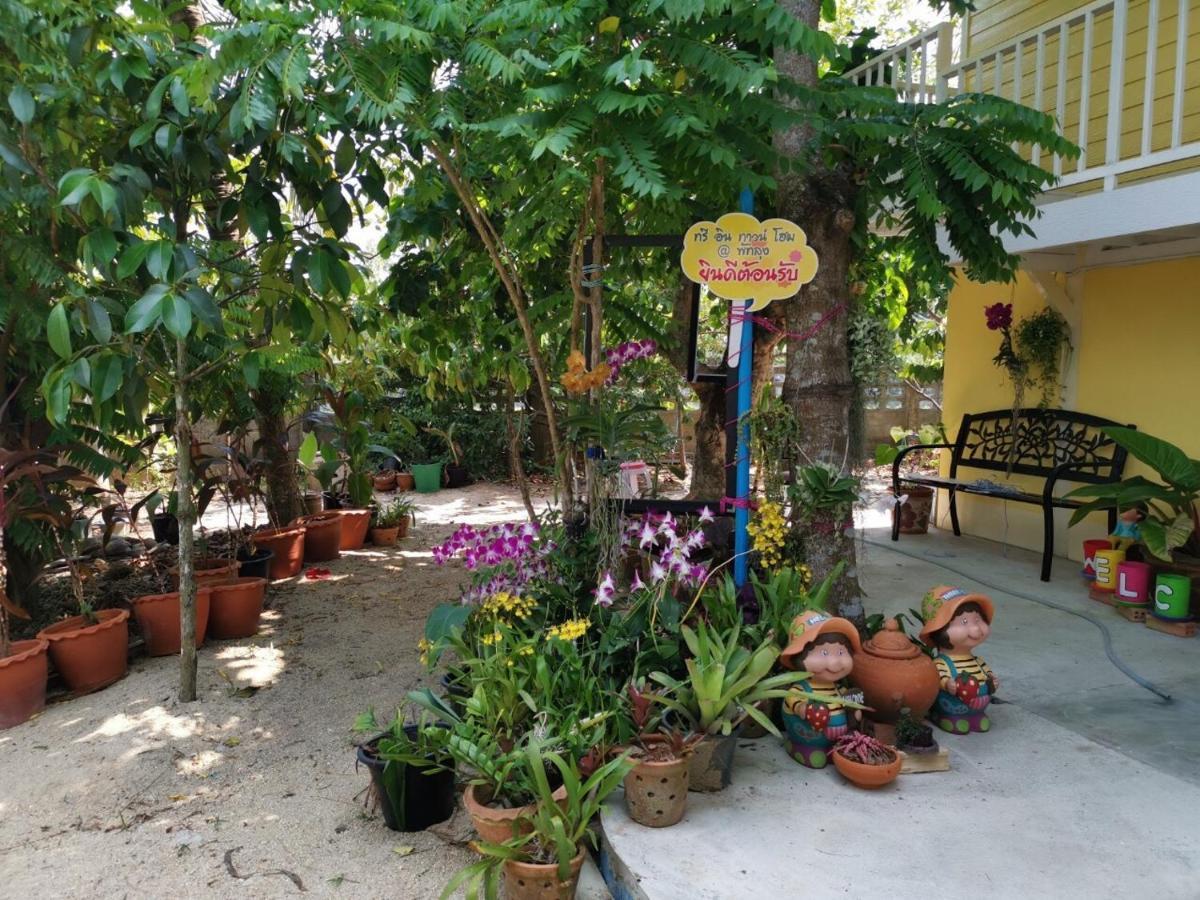 Tree In Town ทรีอินทาวน์ Villa Phatthalung Bagian luar foto